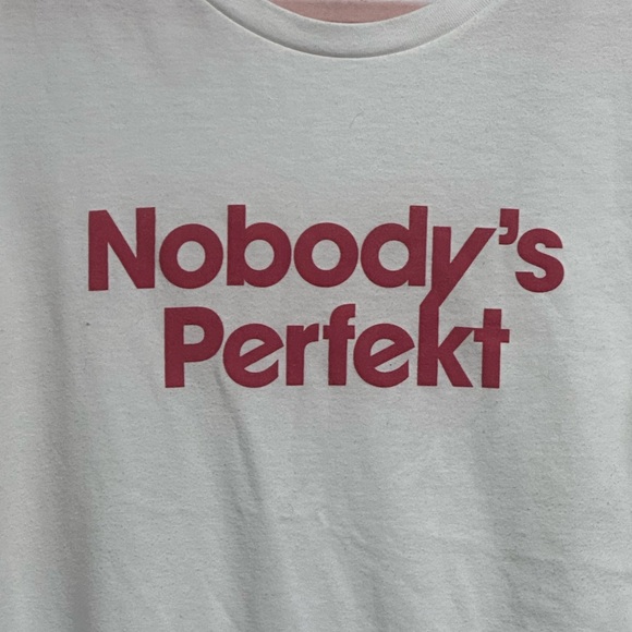 The bee and the fox nobody's perfext tee size xl - Picture 2 of 3
